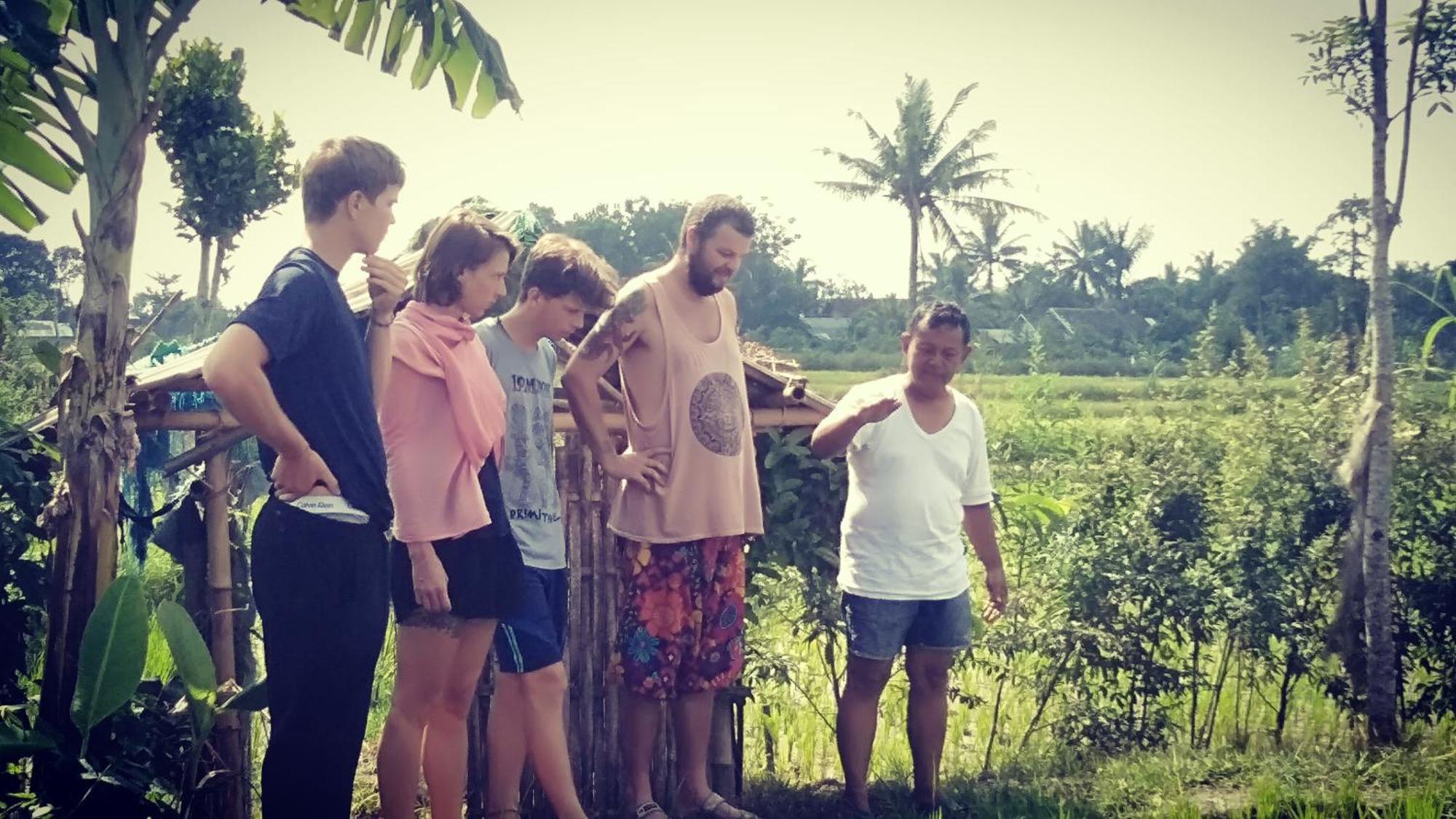 Bujak Permai Villa Matahari Lombok Ntb Praya Kültér fotó