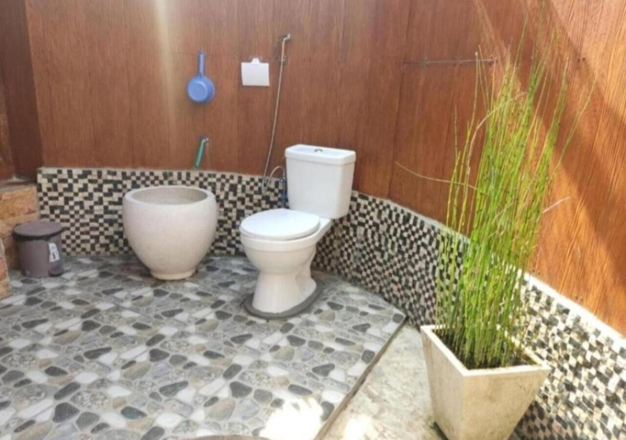 Bujak Permai Villa Matahari Lombok Ntb Praya Kültér fotó